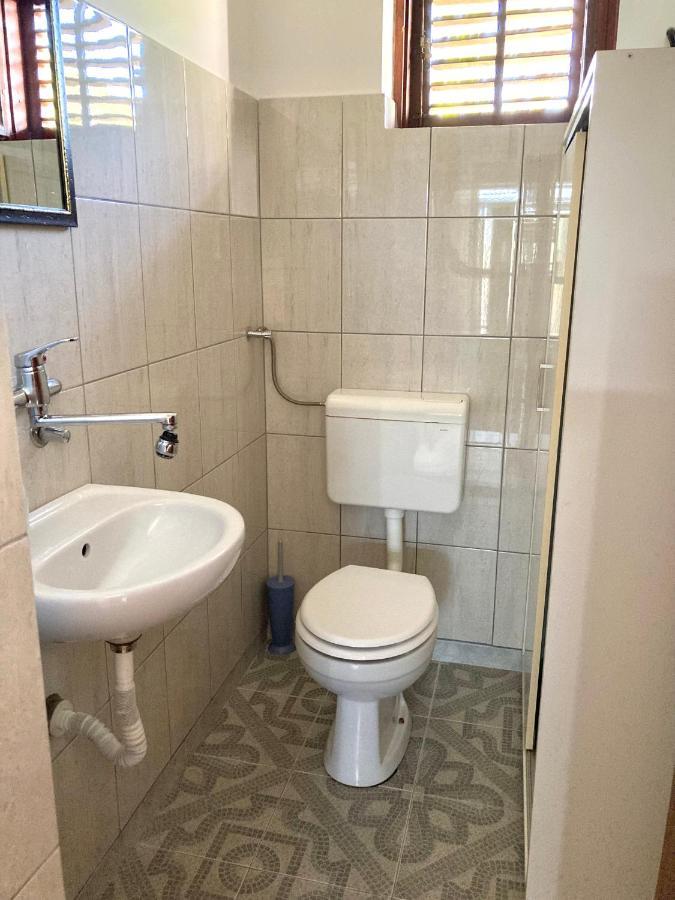 Apartman Carmak 울친 외부 사진